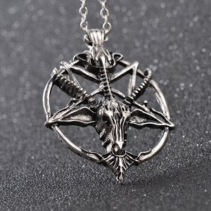 Collar con colgante <span class=keywords><strong>de</strong></span> cabeza <span class=keywords><strong>de</strong></span> <span class=keywords><strong>cabra</strong></span> y calavera <span class=keywords><strong>de</strong></span> Dios, pentagrama <span class=keywords><strong>de</strong></span> moda, collar <span class=keywords><strong>de</strong></span> Metal plateado Vintage/negro con pistola - Product Image 3