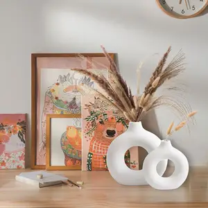 RTS 3-teiliges Moderne Kunst Heimdekor Luxus-Porzellanvase-Set nordische Hochzeitsmittel weiße Keramik-Donutblumenvasen