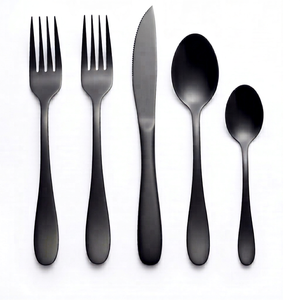Ensemble de 5 couverts en acier inoxydable idéal pour la cuisine de table hôtel usage domestique ensembles de couverts finis enduits de couleur noire - Product Image 1