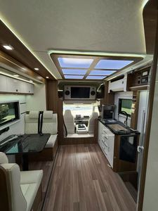 Autocaravane familiale personnalisable Byd à longue autonomie et forte puissance - Product Image 4
