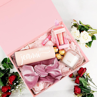 Recycelbare Luxus-Geschenkbox mit Eigenem Logo in Pink für Perücken, Haarverlängerungen und Kosmetik mit Magnetverschluss