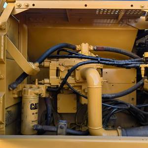 รถขุดตีนตะขาบขนาดเล็ก Caterpillar 325B/315/215 รุ่นปี 2023 กำลัง 117 กิโลวัตต์ น้ำหนักใช้งาน 22 ตัน สำหรับส่งออก พร้อมปั๊มหลักเครื่องยนต์ - Product Image 4