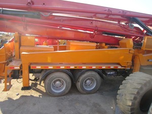 Grue montée sur camion à vente chaude en Chine, flèche hydraulique, pompe à béton <span class=keywords><strong>33</strong></span> m, camion pompe à béton SYM5210THBF 330C-10 - Product Image 2