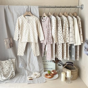 <span class=keywords><strong>Pyjama</strong></span> d'hiver doux et <span class=keywords><strong>chaud</strong></span> à fleurs pour enfants - Product Image 1
