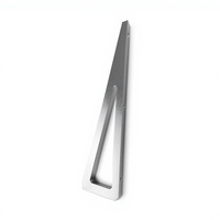 Support triangulaire en aluminium usiné CNC sur mesure avec découpe creuse pour le support d'équipement industriel