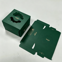 Boîte cadeau portable de qualité supérieure en papier alimentaire avec logo imprimé personnalisé, effet estampage à chaud doré, recyclable, avec poignée dorée