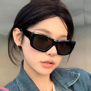 Y2K <b>Vintage</b> Thick Frame Square <b>Sunglasses</b> Retro Chunky Rectangle <b>Sunglasses</b> - Product Image 5
