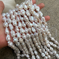 Mini perles baroques naturelles de 10-12 mm avec une forme de queue de poisson, design irrégulier, environ 40 cm de longueur, environ 22 pièces au total