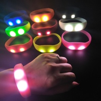 Bracelet LED lumineux à commande vocale à distance activé par le son pour les événements, les soirées rave, les bracelets lumineux pour les festivals