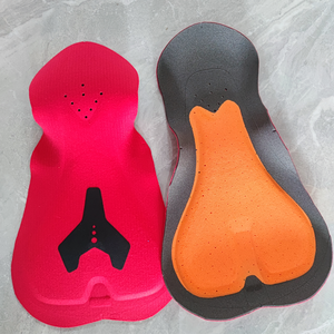 Shorts de cyclisme pour femmes avec coussinets en chamois haute densité pour un confort de longue durée, personnalisables avec le nom de l'équipe - Product Image 2