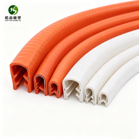 Bande de protection flexible en caoutchouc PVC à joint de pression en U avec âme en acier pour le recouvrement des bords de tôles métalliques