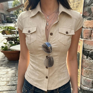 Camisa Vintage Y2K de Estilo Urbano para Mujer, Corte Ajustado, Bolsillos Tipo Cargo, Cuello Solapa, Denim de Algodón, Botones, Ecológica y Transpirable - Product Image 2