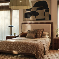 Lit en lin crème style nordique, taille Queen, avec tête de lit à ceinture et pieds en chêne massif, mobilier de chambre pour maison, villa, hôtel