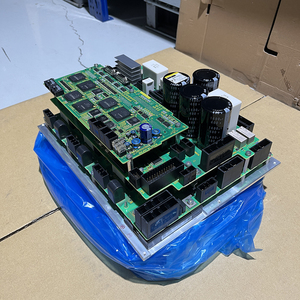 Carte de circuit Fanuc d'origine en stock R-30iB 6 axes A06B-6400-H102 A06B-6400-H002 A06B-6400-H101 Amplificateur servo Fanuc - Product Image 5