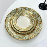 Service de table en céramique vert et or de style antique avec couverts à motif floral HUAIYI, idéal pour les mariages et les réceptions, passe au lave-vaisselle