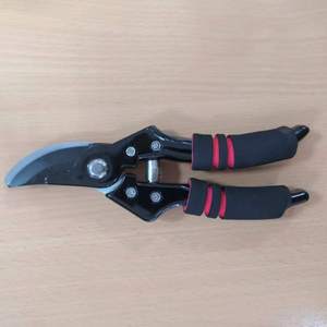 Ciseaux de taille professionnels pour branches d'arbres de jardin, avec poignée souple antidérapante et verrou de sécurité - Product Image 5