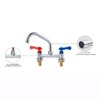 Robinet de cuisine commercial au design moderne avec double poignée en plastique Tuyau de 8 pouces en laiton Robinet d'évier à montage sur pont Robinets de lavabo