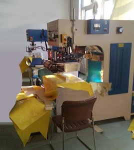 Máquina de soldadura de alta frecuencia OEM para lona de PVC para publicidad, tela, tienda de tela, pantallas de cine, nuevo directo de China - Product Image 5