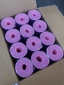 Tapis de yoga TPE écologique 6 mm personnalisé avec logo, idéal pour la gym, le fitness et la gymnastique, pliable - Product Image 5