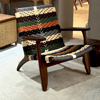 Fauteuil d'appoint nordique en bois massif avec assise et dossier en corde tressée colorée pour salon, hôtel, salle à manger, intérieur, détente et lecture