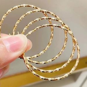 Xinfly 18K Gold Twisted Thin Earrings Au750 Genuine Gold Women's High-end <b>Light</b> Luxury Large Earrings - Product Image 2