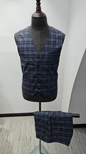 <span class=keywords><strong>Costume</strong></span> 3 pièces de luxe en tissu TR pour <span class=keywords><strong>homme</strong></span>, idéal pour les mariages et les occasions professionnelles – <span class=keywords><strong>Veste</strong></span>, gilet et pantalon – Fabrication chinoise - Product Image 5