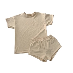 Ensembles de vêtements pour enfants à manches courtes de couleur personnalisée style d'été décontracté coton respirant pour garçons filles tenue assortie Mommy Me - Product Image 2