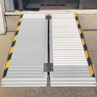 Rampes en aluminium portatives de fauteuil roulant de prix bon marché pour escaliers