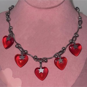 Collier d'amour de style coréen avec pendentif cœur en acrylique et chaîne en acier inoxydable 304, bijou tendance pour le quotidien - Product Image 1