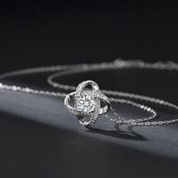 Collier en argent pur S925 avec pendentif Moissanite, chaîne de clavicule élégante et tendance pour femme, vente en gros pour fabricants