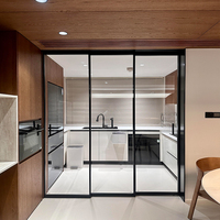 Pintu Geser Aluminium Kaca Tiga Panel Rangka Tipis Kustom untuk Dekorasi Rumah, Balkon, Dapur, Gaya Mewah
