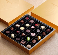 Boîte d'emballage de chocolat carrée rigide de luxe, écologique, recyclable, avec logo personnalisé haut de gamme, avec revêtement UV en feuille d'or, qualité alimentaire