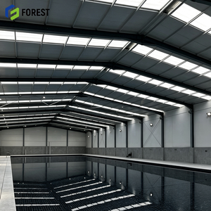 Bâtiment de piscine intérieure modulaire sans colonnes en acier, structure robuste, grande capacité, natatorium commercial - Product Image 1