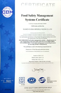 Bevande Gassate al Gusto di Anguria Rani, Succo di Frutta e Verdura con Fruttosio, 350ml in Lattina PET, Bevande Frizzanti al Gusto di Frutta, Succo Naturale - Product Image 3