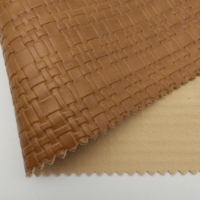 Tissu en cuir PU végétalien gaufré tissé multicolore de qualité supérieure, matériau durable pour la production de sacs à main quotidiens pour femmes à la mode