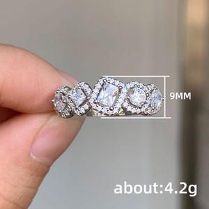 Anello di Fidanzamento da Donna Q016 in Oro Bianco con Diamante Naturale Taglio Brillante Rotondo Colore G - Product Image 5