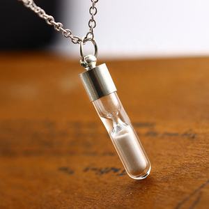Tube de verre Bouteille de <span class=keywords><strong>sablier</strong></span> Pendentif de bouteille de sable Les accessoires de bricolage peuvent être remplis de cendres de sable lumineuses - Product Image 4