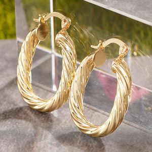 Orecchini a Spirale a Forma di U in Metallo, Gioielli Minimalisti da Donna, Stile Maillard - Product Image 5