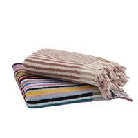 Handloomed Turkish Towel fait à la main modèle de pompon de luxe multicolore ensemble grand et taille de la main hammam hammam.