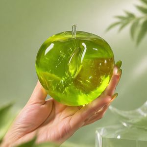 Juguete Antiestrés de Manzana Verde, Material TPR, Juguete Sensorial para Aliviar el Estrés para Adultos y Niños, Forma de Fruta - Product Image 4