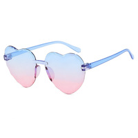 Lunettes de soleil pour enfants en forme de cœur avec protection UV, lunettes de fête, lunettes d'extérieur non polarisées pour garçons et filles, lot en gros