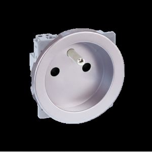 Prise COMETE 2P + T Silver pour rénovation spéciale Connexions hautes et basses Fiches et prises - Product Image 1