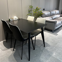 Ensemble table et chaises de salle à manger minimalistes modernes, plateau rectangulaire uni, table de salle à manger avec pieds en métal et 4 chaises en PU pour petits espaces