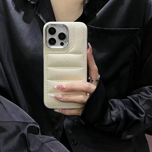 Nouvelle vente en gros pour Iphone couverture <span class=keywords><strong>de</strong></span> téléphone portable matelassé doudoune <span class=keywords><strong>coque</strong></span> <span class=keywords><strong>de</strong></span> téléphone souple - Product Image 1