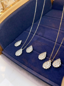 Xinfly Oferta Especial de Moda, Juego de Aretes y Collar de Oro Real de 18K con Diamantes Naturales, Joyería Fina Au750 para Mujer - Product Image 4