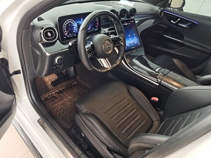 <span class=keywords><strong>Mercedes</strong></span>-Benz C 200 L Edición Deportiva 2022 Usado - Sedán de Lujo <span class=keywords><strong>a</strong></span> Gasolina con Acabados Premium Modelo de Lujo <span class=keywords><strong>a</strong></span> Gasolina - Product Image 4