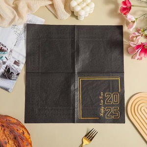Nouvelles serviettes jetables noires et dorées pour les décorations du Nouvel An, les fêtes, les réunions, et les hôtels et restaurants haut de gamme. - Product Image 2
