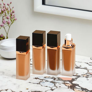 高品质自有品牌矿物化妆DIY全覆盖失重防水哑光粉底粉底 - Product Image 1