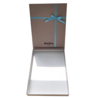 Boîte cadeau personnalisée pour robe de mariée, couvercle et base, emballage de robe de mariée, boîte rigide de luxe avec logo en relief doré, boîte élégante pour la mariée