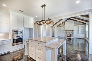 Villa américaine <span class=keywords><strong>de</strong></span> style campagnard avec quatre chambres et trois salles <span class=keywords><strong>de</strong></span> <span class=keywords><strong>bain</strong></span> - Product Image 4